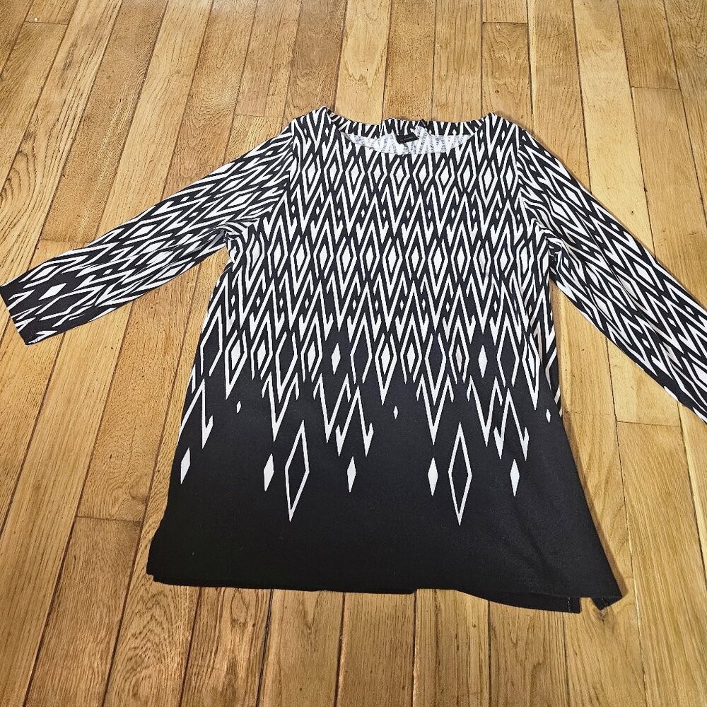 Rafaella White and Black Geometric Print with 3/4 Sleeves Size 2X